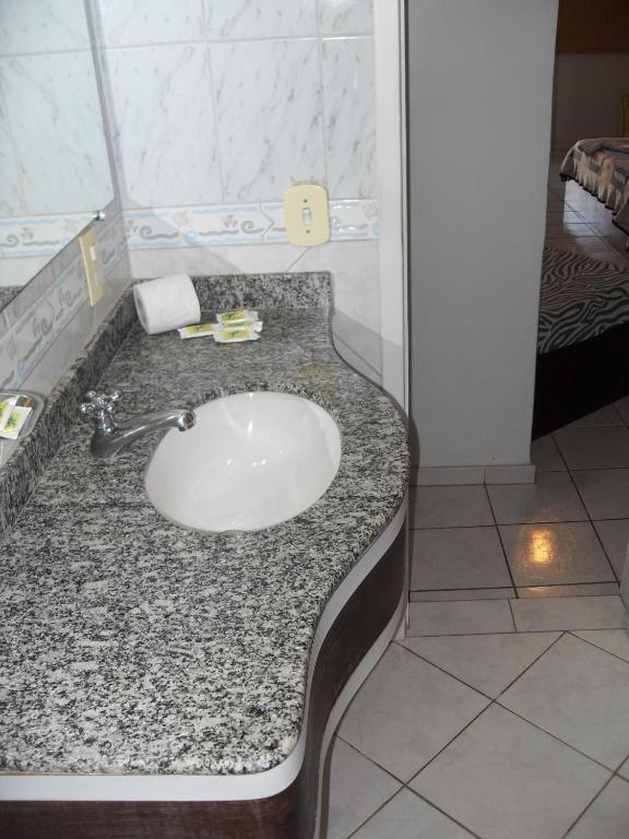 Hotel Pousada Caminho Da Praia Guarapari Værelse billede